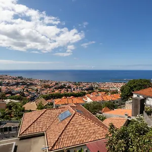 https://atlntico-azul-zero.madeira-islandshotels.com